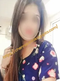 Housewife escort Chennai for mature company